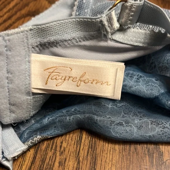 Delicate lacey blue bralette, 32FF